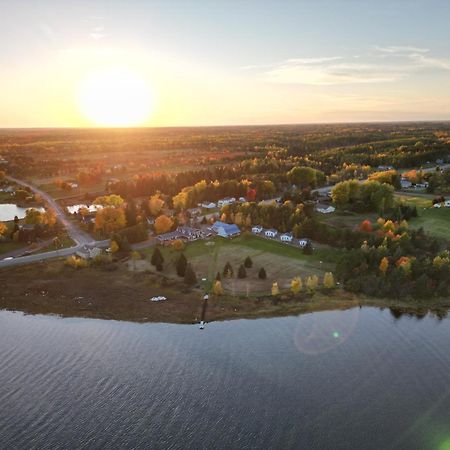 L'Ancrage B&B And Cottages Saint Louis de Kent Eksteriør billede