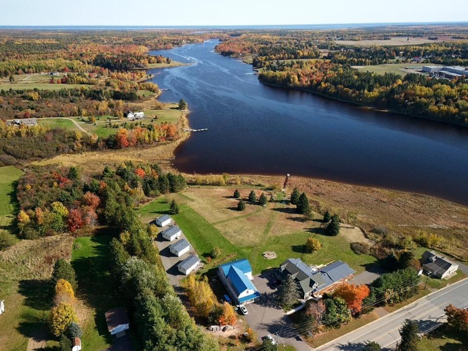 L'Ancrage B&B And Cottages Saint Louis de Kent Eksteriør billede